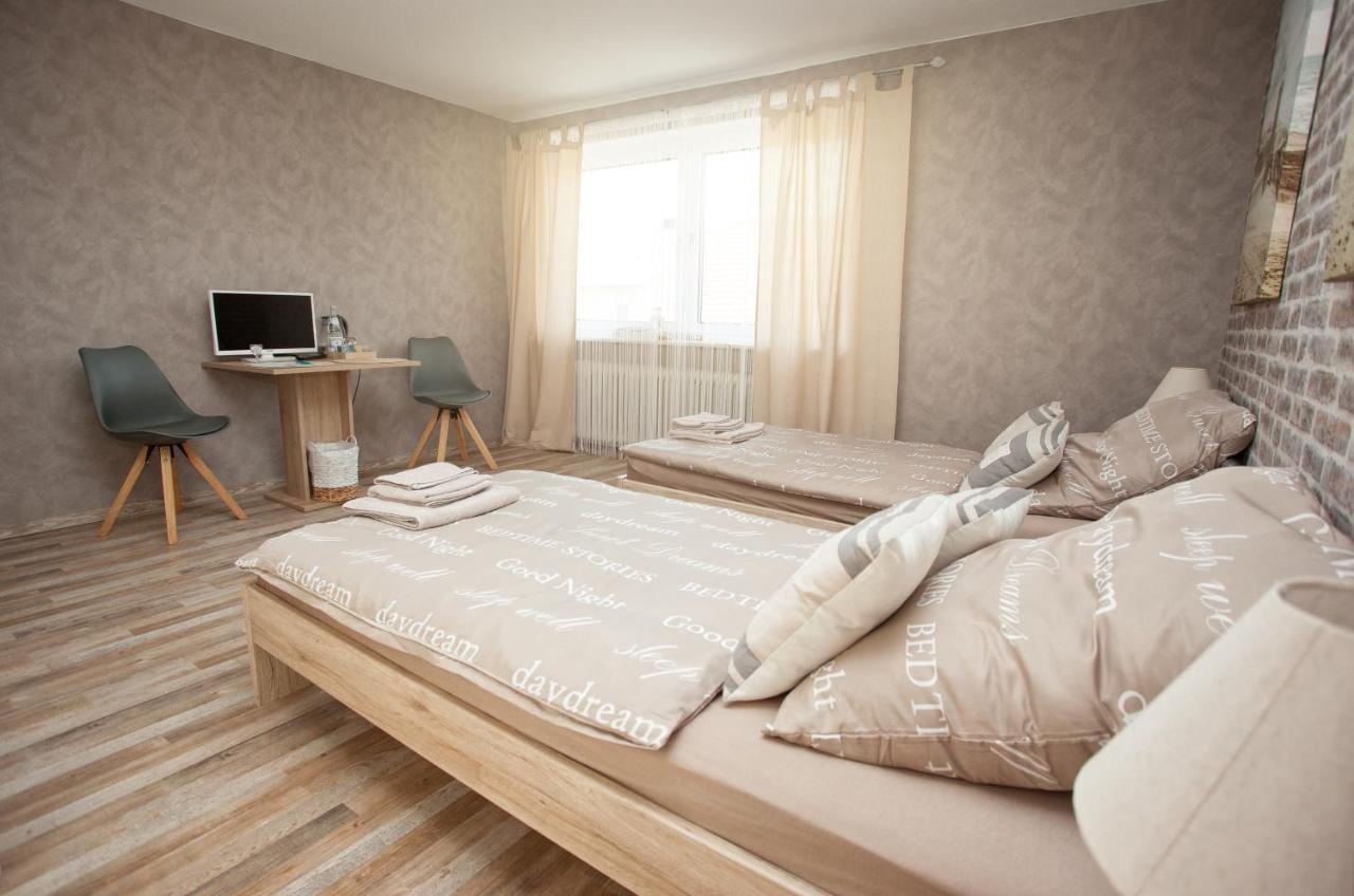 Hotel Zur Linde à Ottweiler Extérieur photo